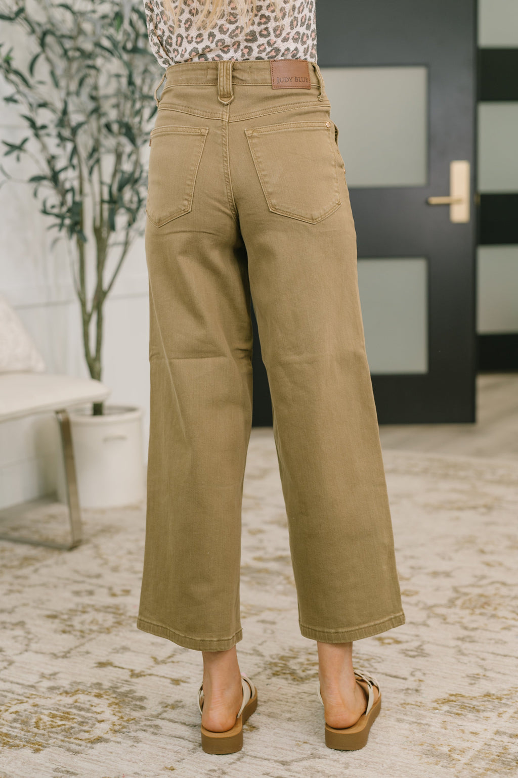 Nancy High Waist Wide Leg Ankle Jean with Vintage Front Yoke
