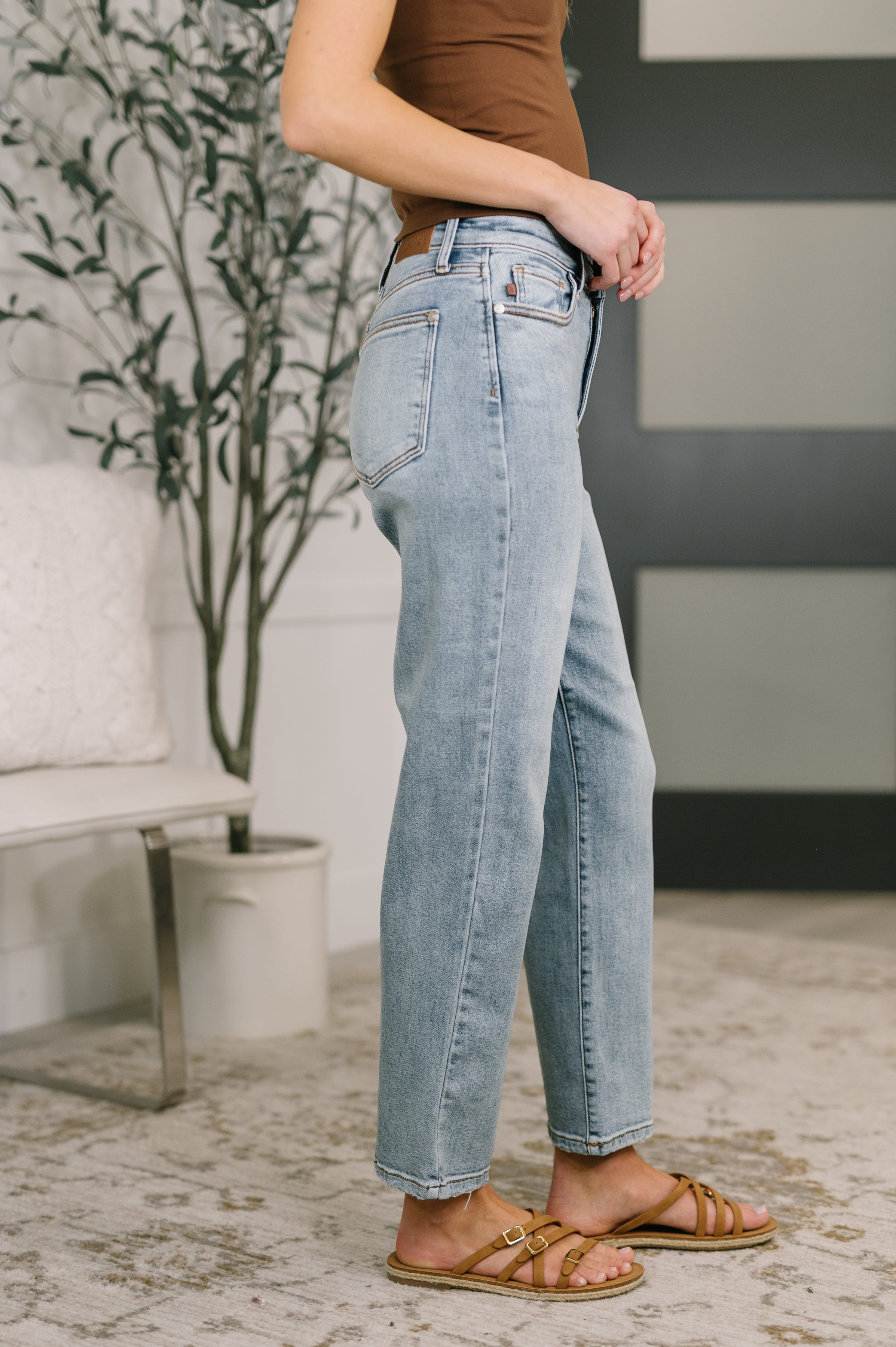 Natalie High Waist Ankle Straight
